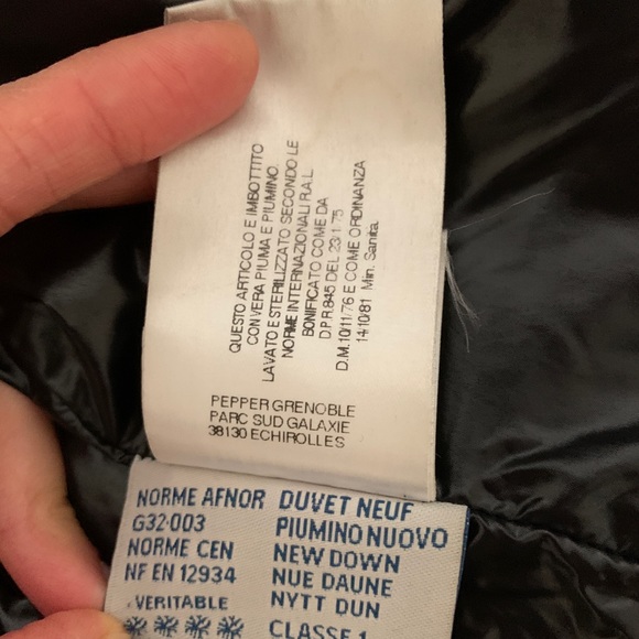 Authentic Moncler Grenoble jacket - Picture 5 of 7